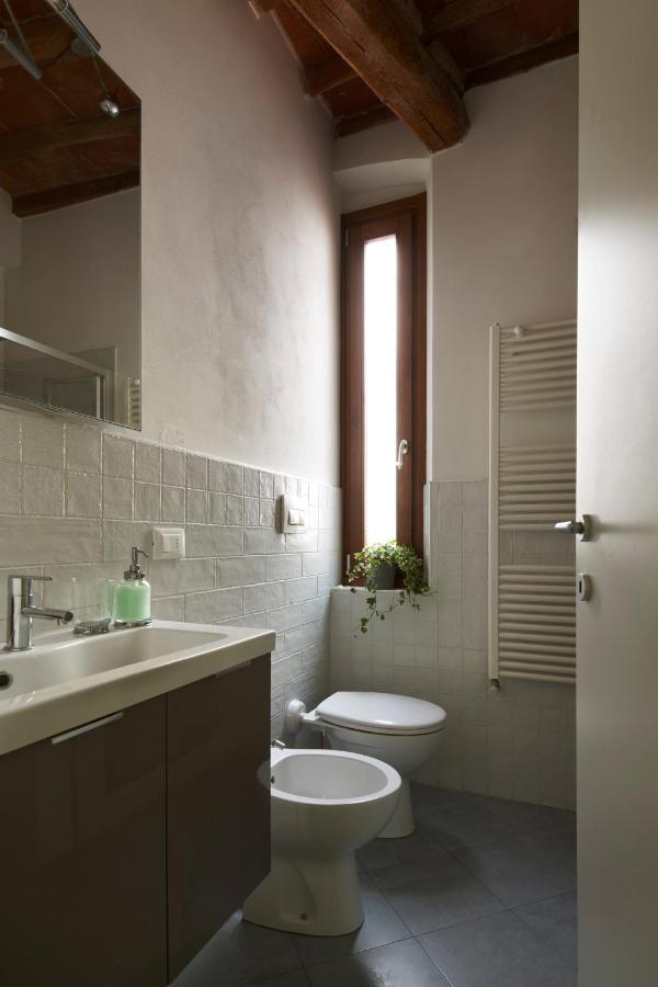 Cozy 1-bedroom With Balcony In Historic Center Florencia